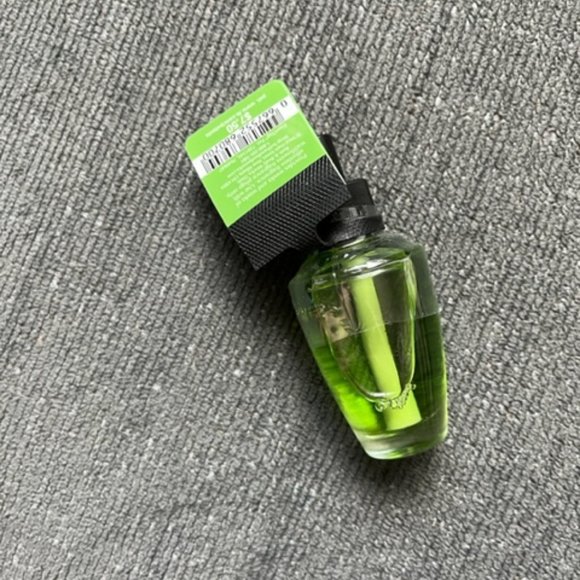 White Barn Wallflower Refill Eucalyptus Mint - NWT - Picture 2 of 2